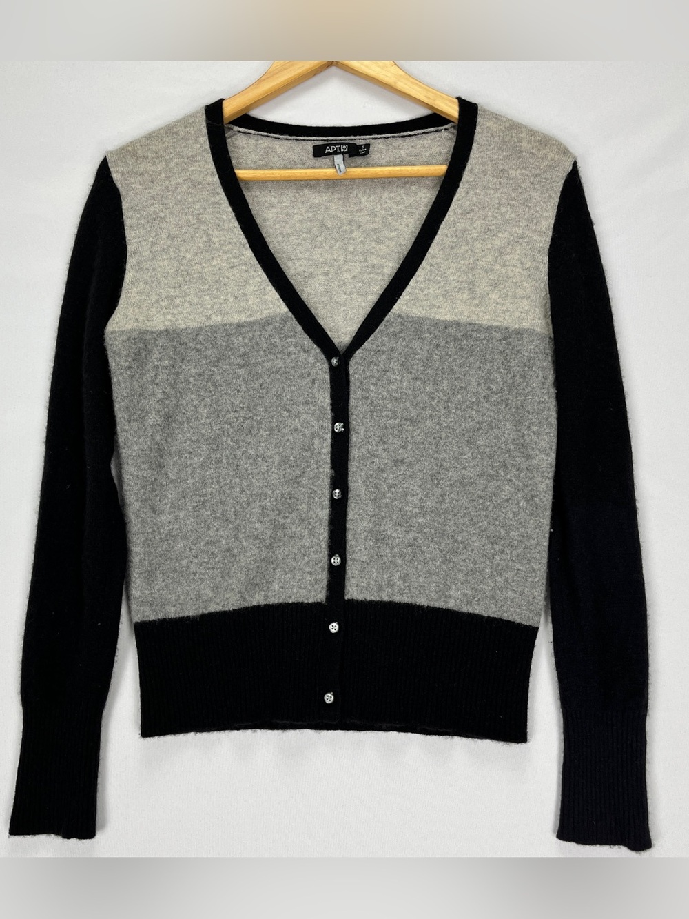 Apt. 9 100% Pure Cashmere Cardigan Sweater Womens Size Small Grey Black V-Neck